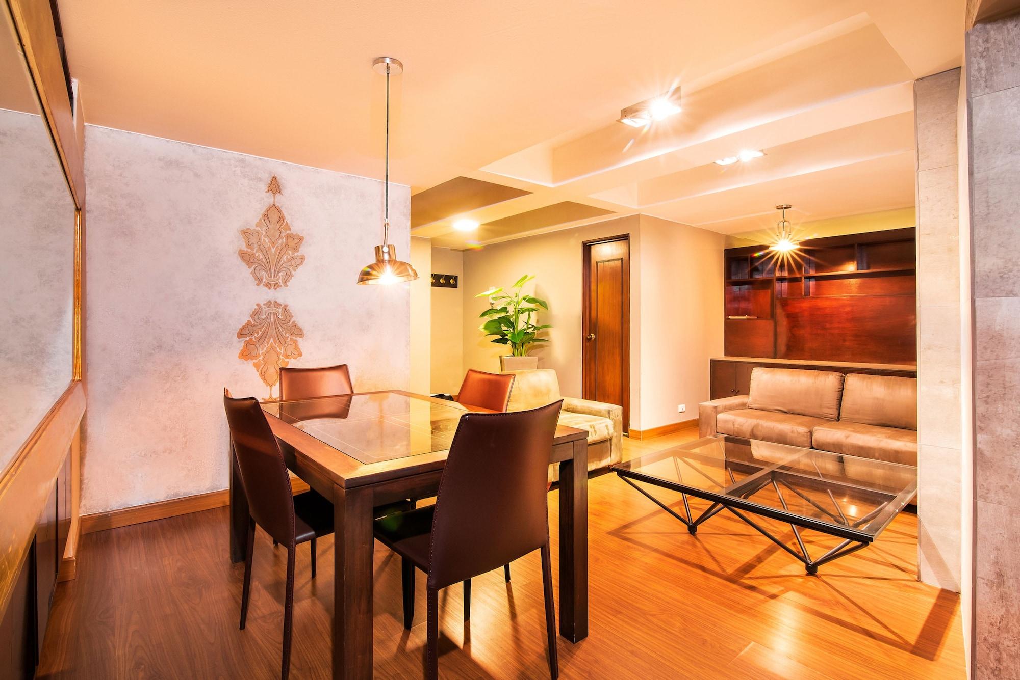 Lloyds Apartasuites Parque 93 Богота Екстер'єр фото