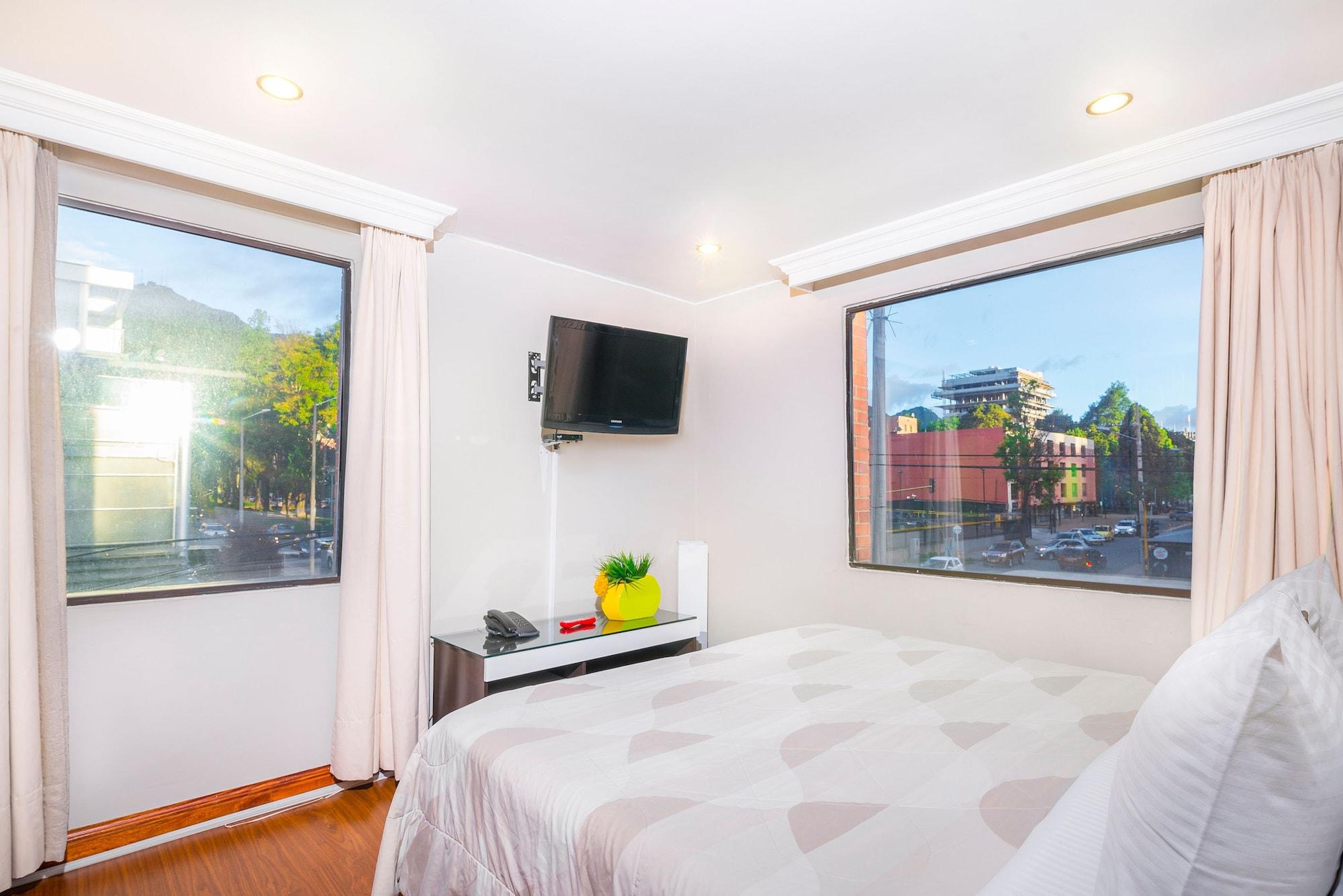 Lloyds Apartasuites Parque 93 Богота Екстер'єр фото