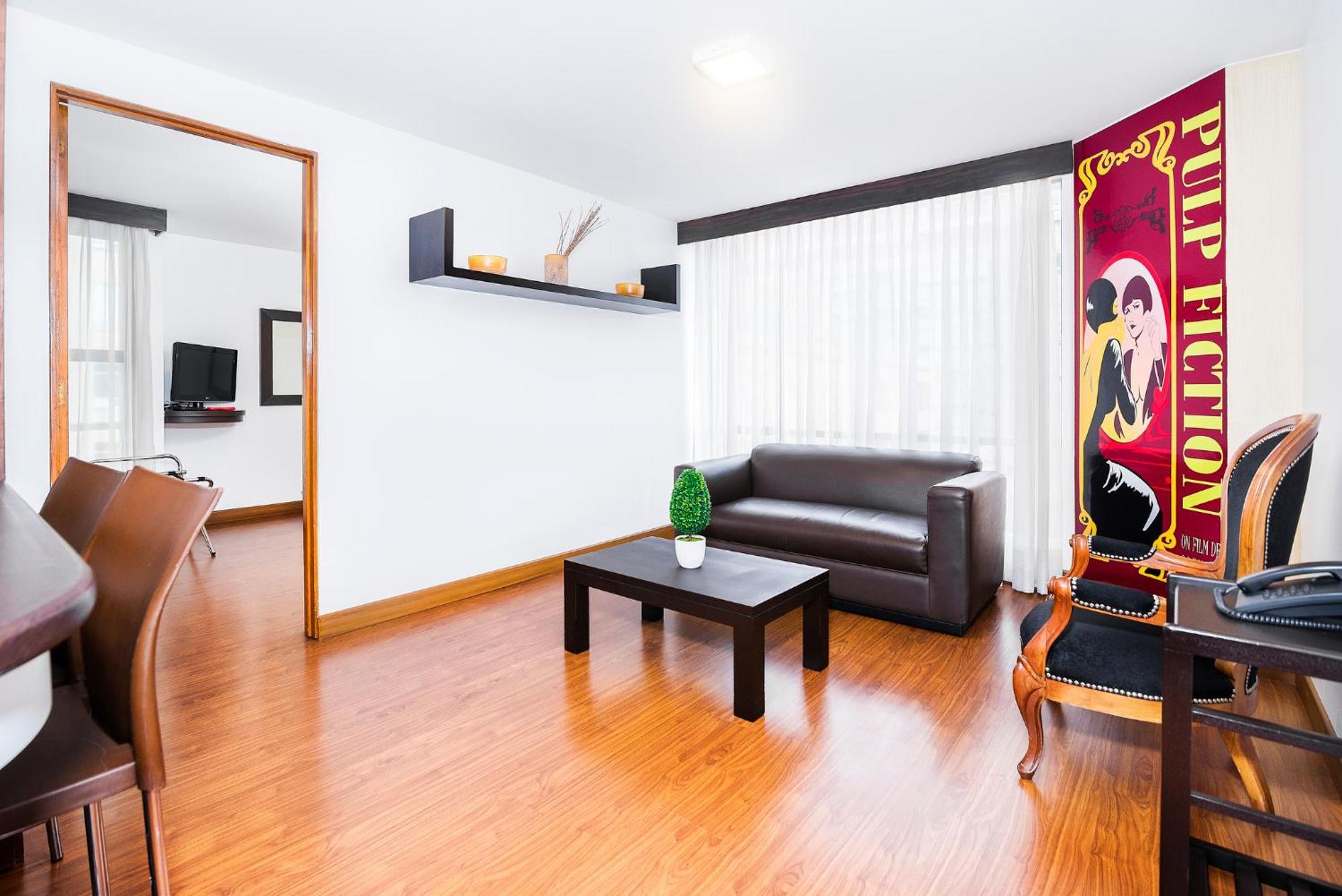 Lloyds Apartasuites Parque 93 Богота Екстер'єр фото