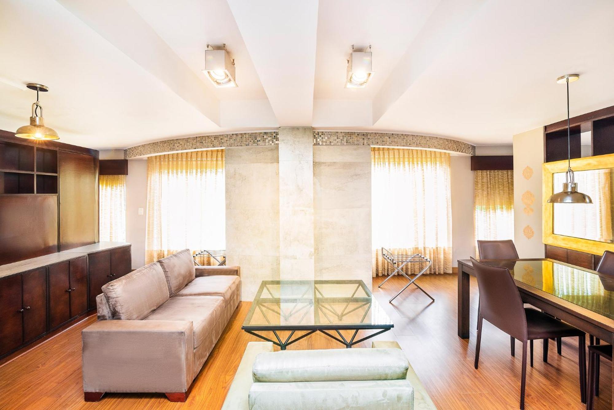 Lloyds Apartasuites Parque 93 Богота Екстер'єр фото