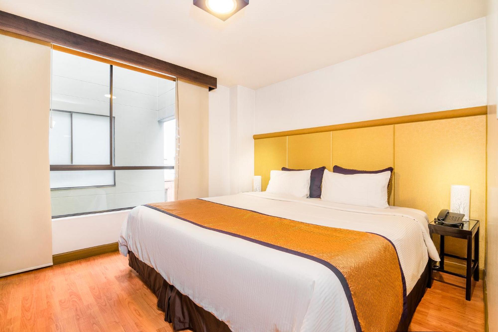 Lloyds Apartasuites Parque 93 Богота Екстер'єр фото