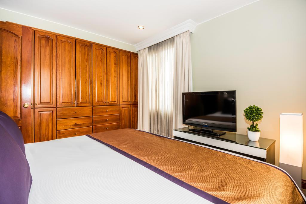 Lloyds Apartasuites Parque 93 Богота Екстер'єр фото