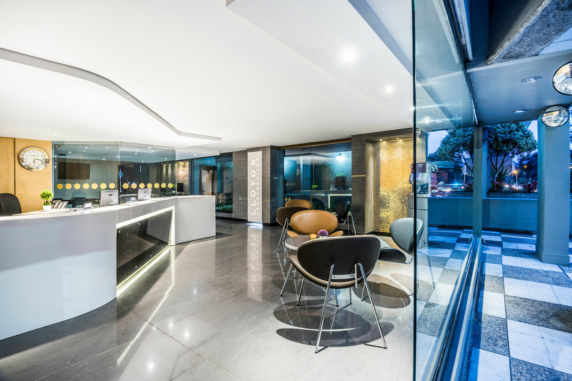 Lloyds Apartasuites Parque 93 Богота Екстер'єр фото